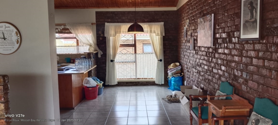 3 Bedroom Property for Sale in Hartenbos Central Western Cape